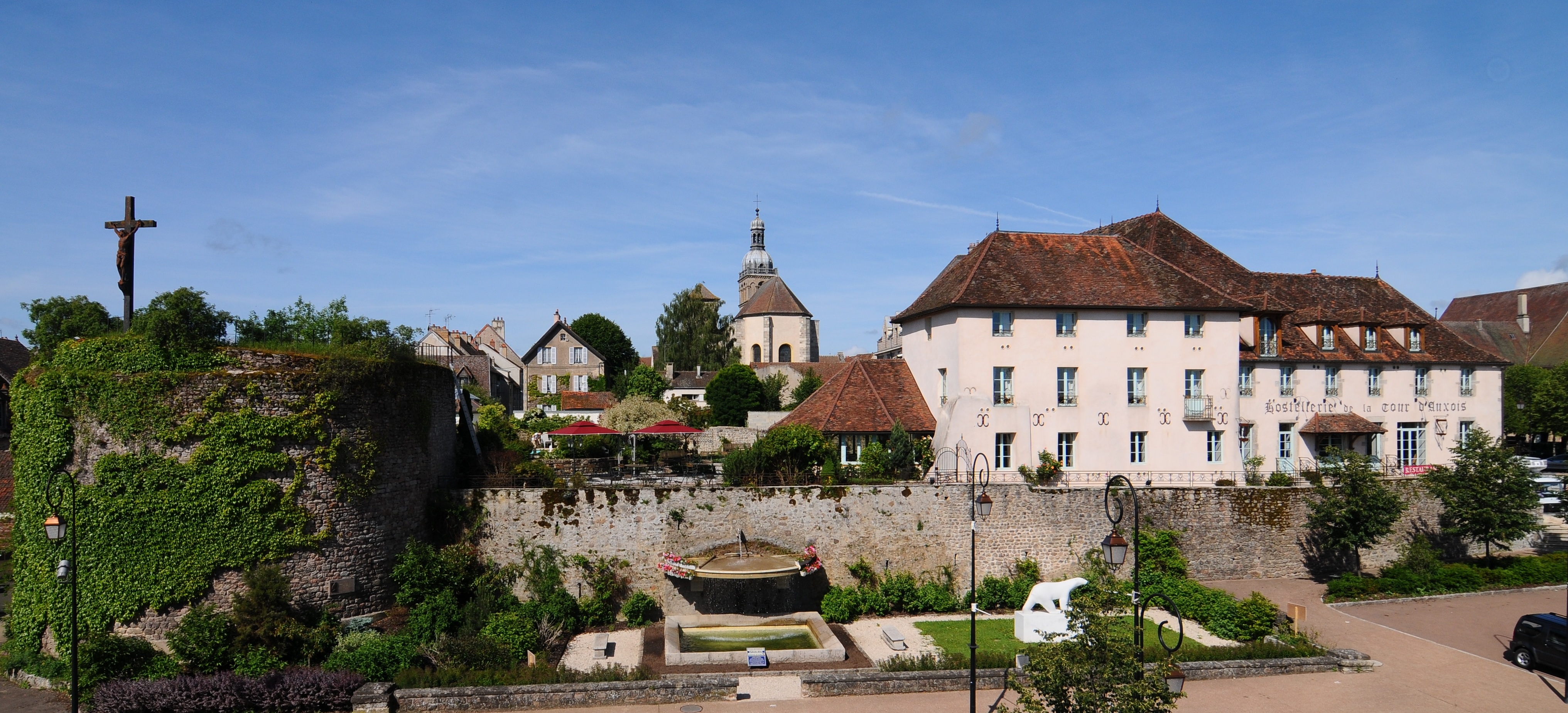 Hostellerie de la Tour d'Auxois